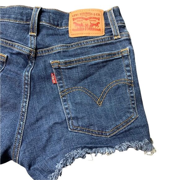 Levi’s Hi Rise Short Cut Off Shorts - Picture 3 of 8